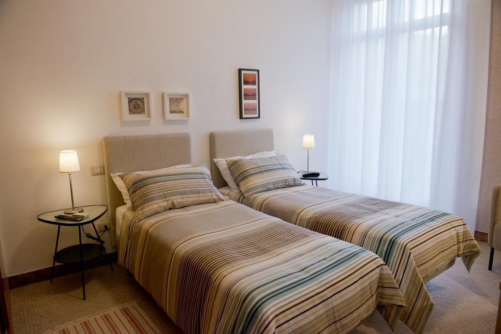 Bed and Breakfast Garibaldi R&B Messina Zimmer foto